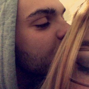 Meet your Posher, Sam